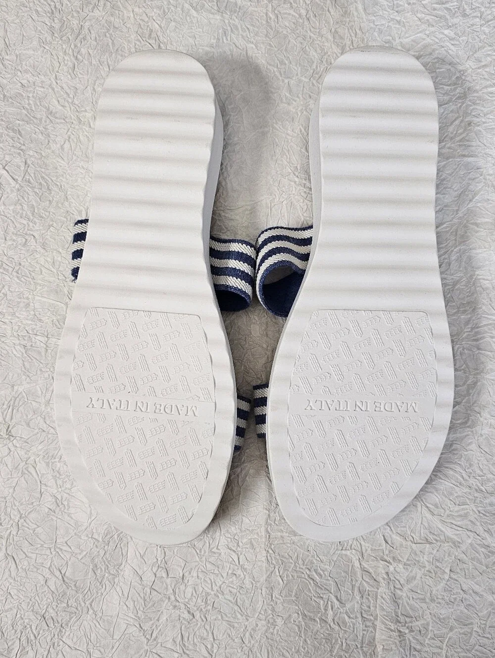 Italian Shoemakers Jaiya nautical blue white wedge sandals slides womens 9.5 NEW